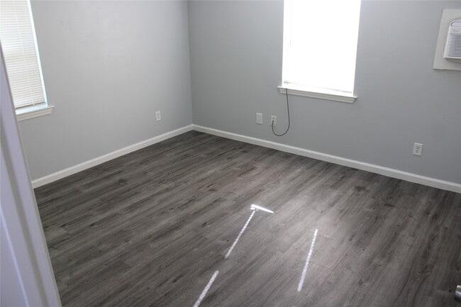 Building Photo - 4214 Fuqua St