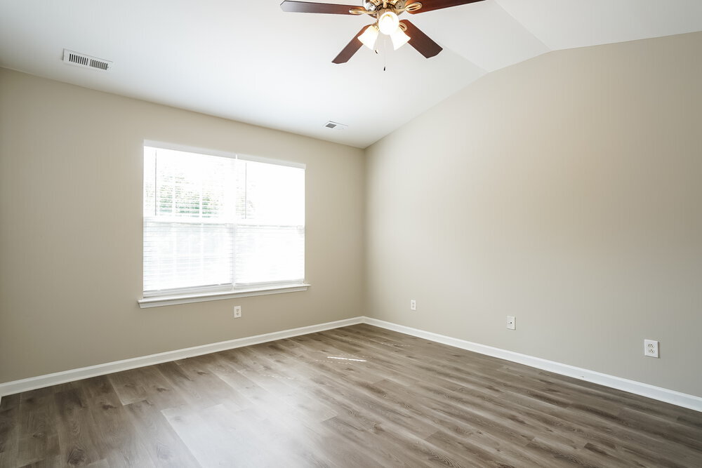 Building Photo - 6021 Herston Rd