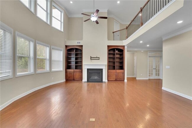Building Photo - 4425 Holton Ave