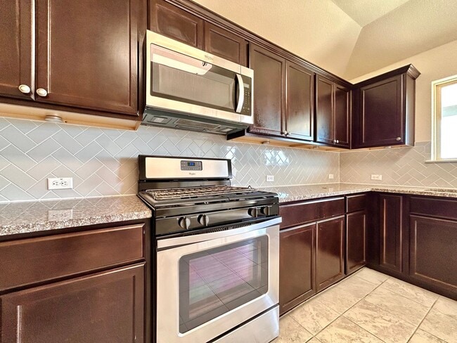 Building Photo - 5809 Urbano Bnd