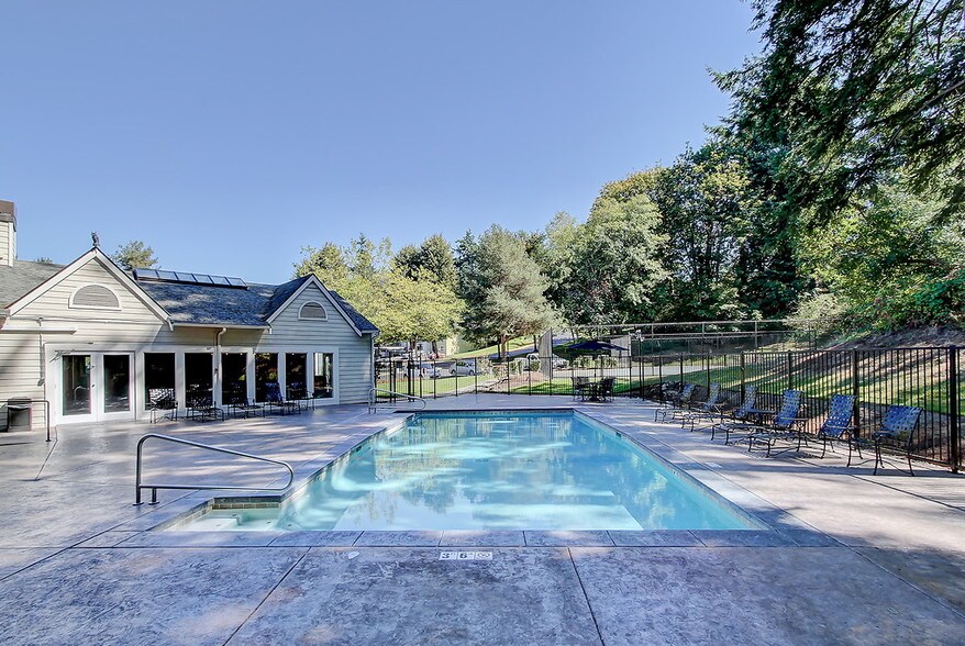 Ballinger Commons Shoreline, WA Apartment Finder