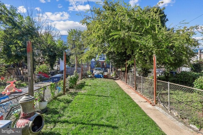 Primary Photo - 758 19th St NE