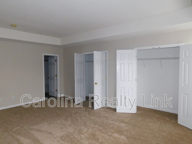 Building Photo - 3131 Decapolis Dr