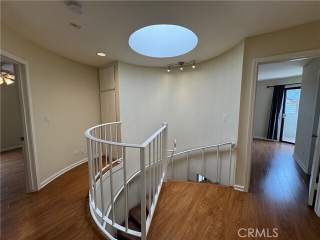 Building Photo - 610 N Guadalupe Ave