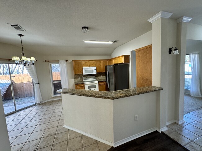 Building Photo - 2041 Rain Dance Loop