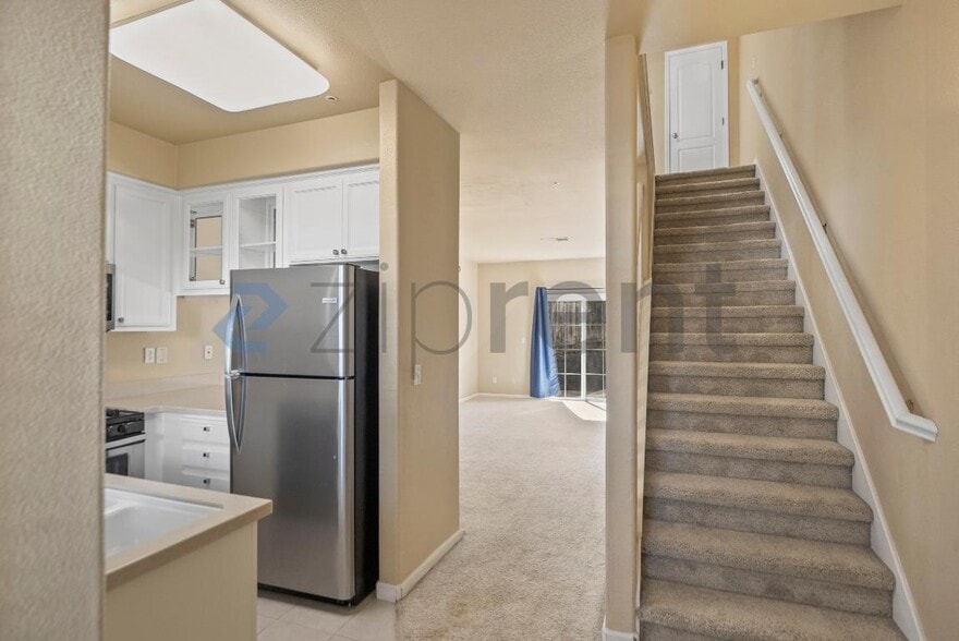 Building Photo - 20 Ashford Pl