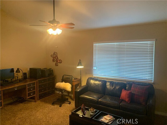 Building Photo - 3728 Live Oak Dr