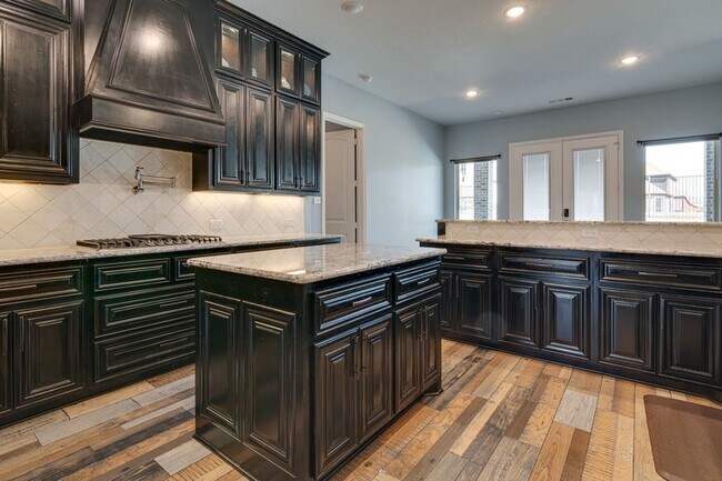 Building Photo - 4152 Las Colina Dr