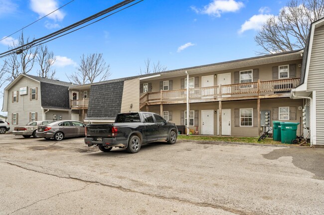 Primary Photo - 199 S Brook St