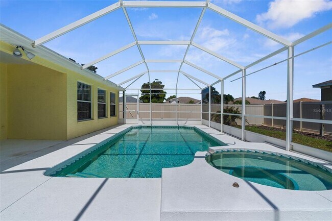 Building Photo - 4515 50th Dr W