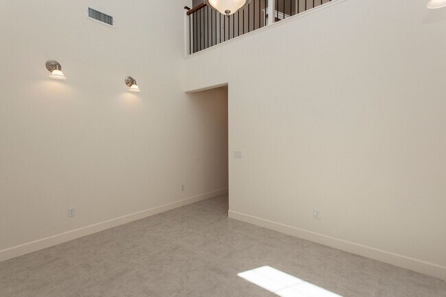 Building Photo - 6049 Red Sun Dr