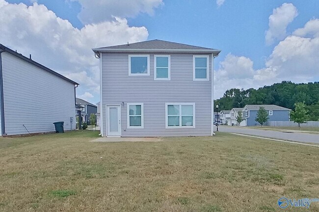Building Photo - 6401 Upchurch Dr