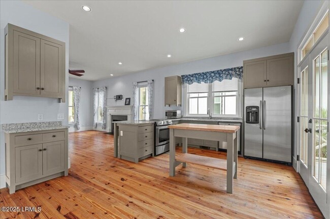 Building Photo - 217 Whelk Rd