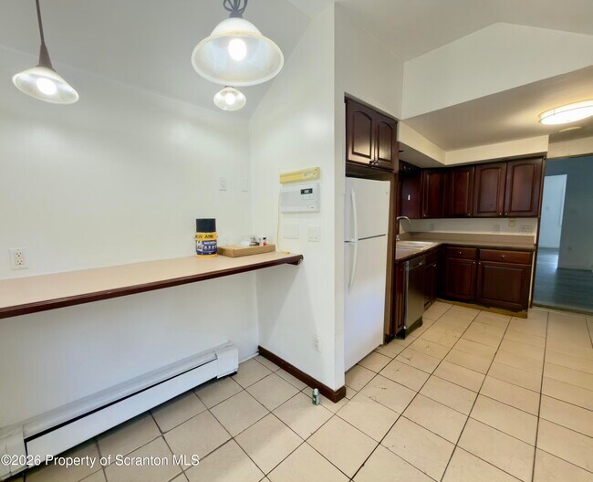 Building Photo - 512 Emmett St