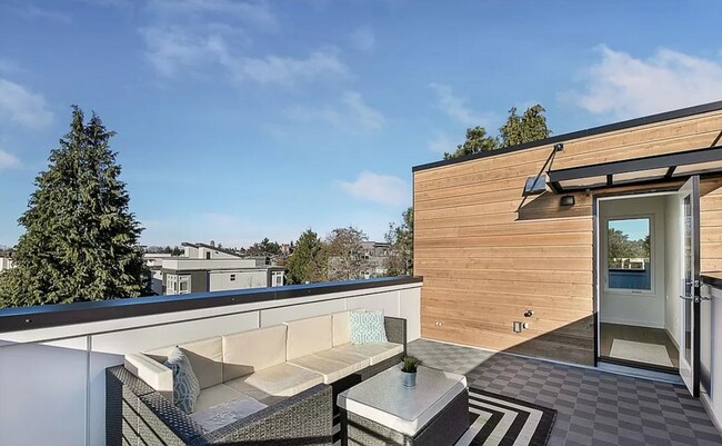 Building Photo - 1706 NW 63rd St