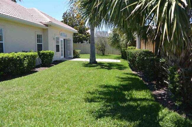 Building Photo - 100 Sea Garden Ct