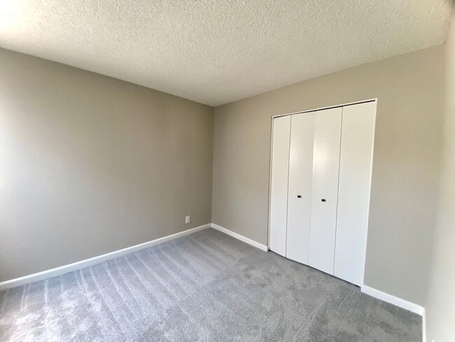 Building Photo - Homey 3-Bedroom 2-Bathroom Home for Rent -...
