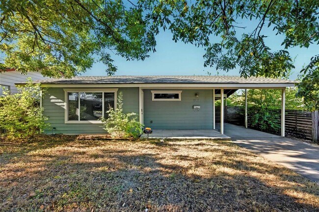 Building Photo - 117 La Vista St
