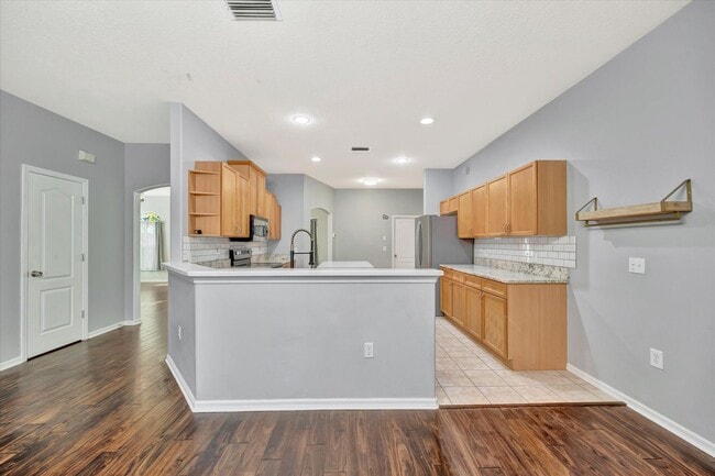 Building Photo - Beautiful 4 bed/ 2.5 bath Rental ~ Sarasota