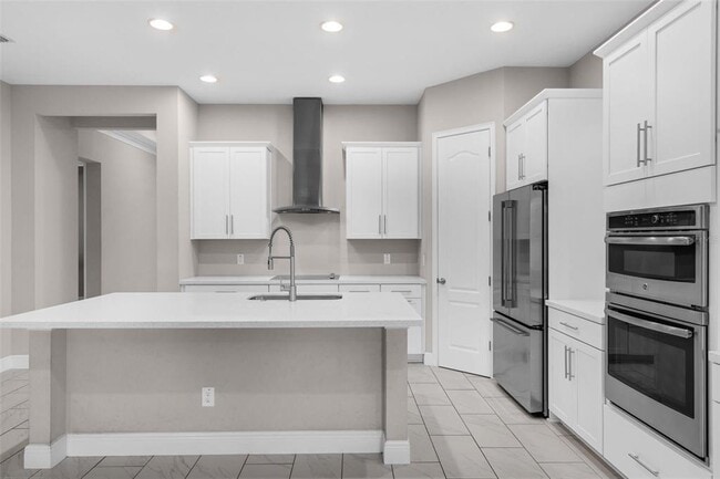 Building Photo - 14144 Moniz Ave