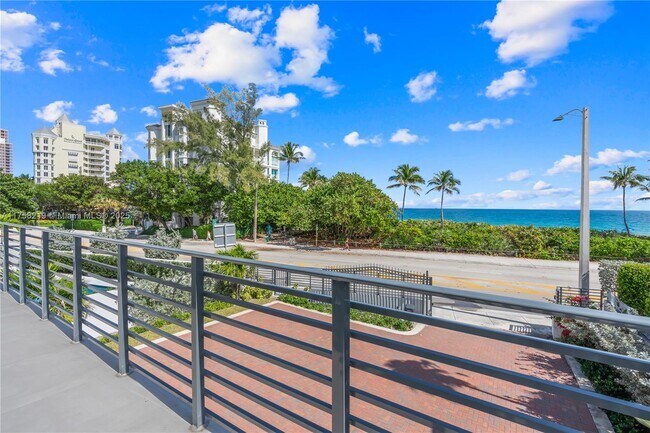 Building Photo - 1807 N Fort Lauderdale Beach Blvd