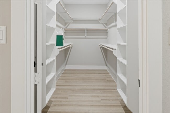 Building Photo - 2614 Piemonte Ave