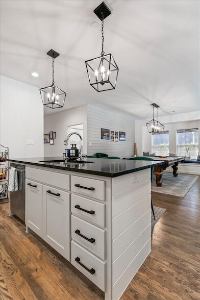 Building Photo - 809 Meadowbend Loop S