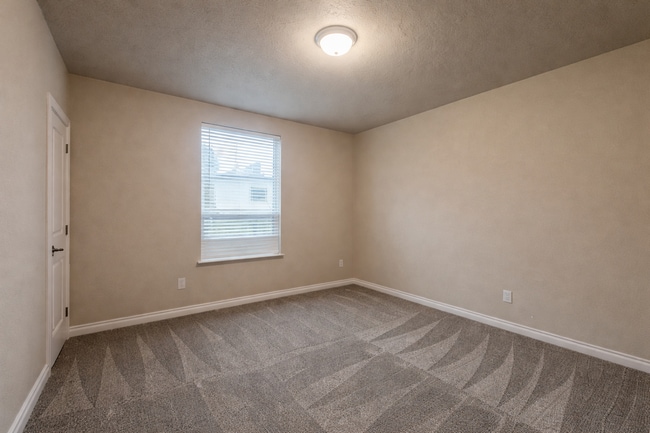 Building Photo - Fully Remodeled Home in West Kennewick – Pets Welcome