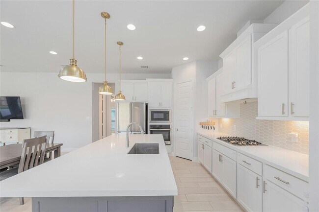 Building Photo - 14525 Kira Ln