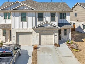 Building Photo - 229 Griffith Dr