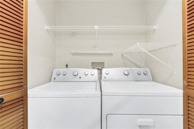 Building Photo - 136 Florida Shores Blvd