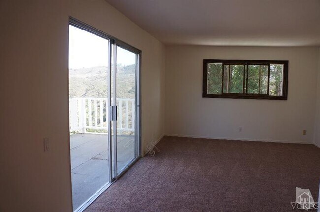 Building Photo - 2623 Velarde Dr