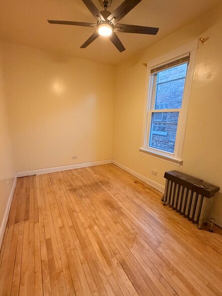 3rd Room - 2423 S 57th Ct