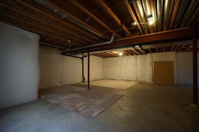 Building Photo - 10536 Unity Pkwy