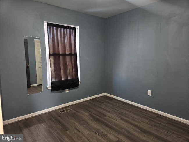 Building Photo - 2118 Cedar Barn Way