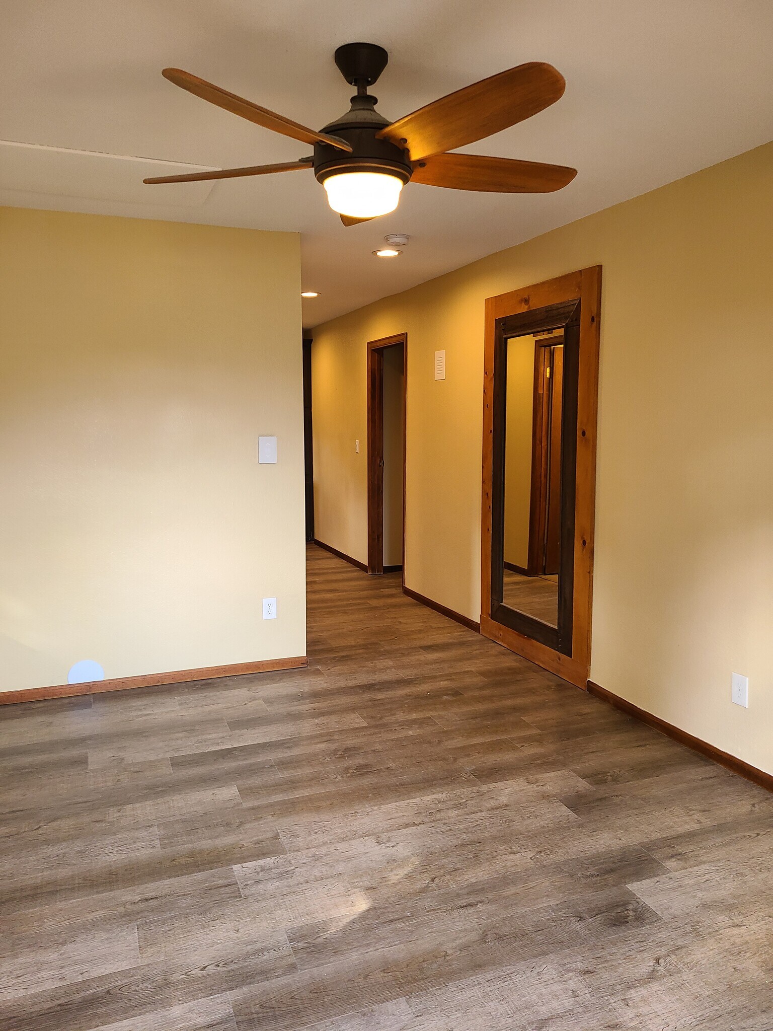 Building Photo - 120 Wisp Creek Dr