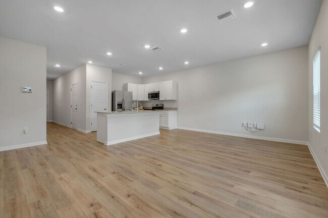 Building Photo - Brand New Construction Townhome in Misting Springs of Crawfordville