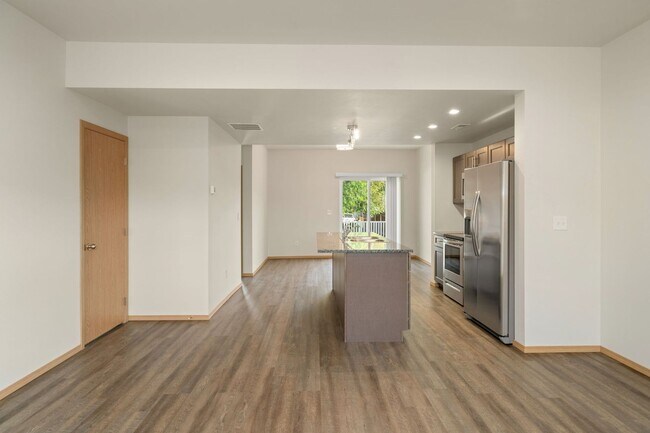 Building Photo - 1113 W Sinto Ave