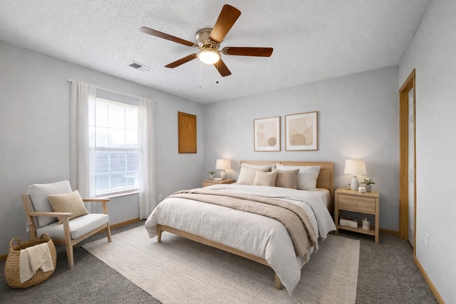 Building Photo - 3BR/2BA Home for Rent in Grain Valley, MO 64029 | Fenced Yard | Fireplace | Garage | Pet-Friendly