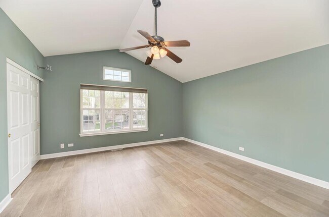 Building Photo - 3015 Kentshire Cir