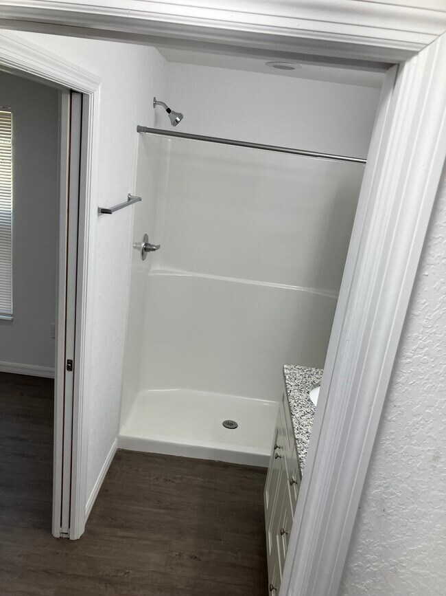 Building Photo - 35 Malauka Cir Ln