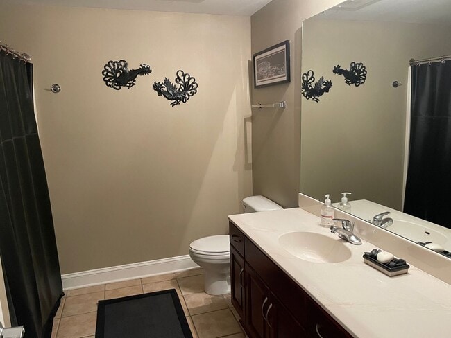 Building Photo - 1 bdrm at The Spur