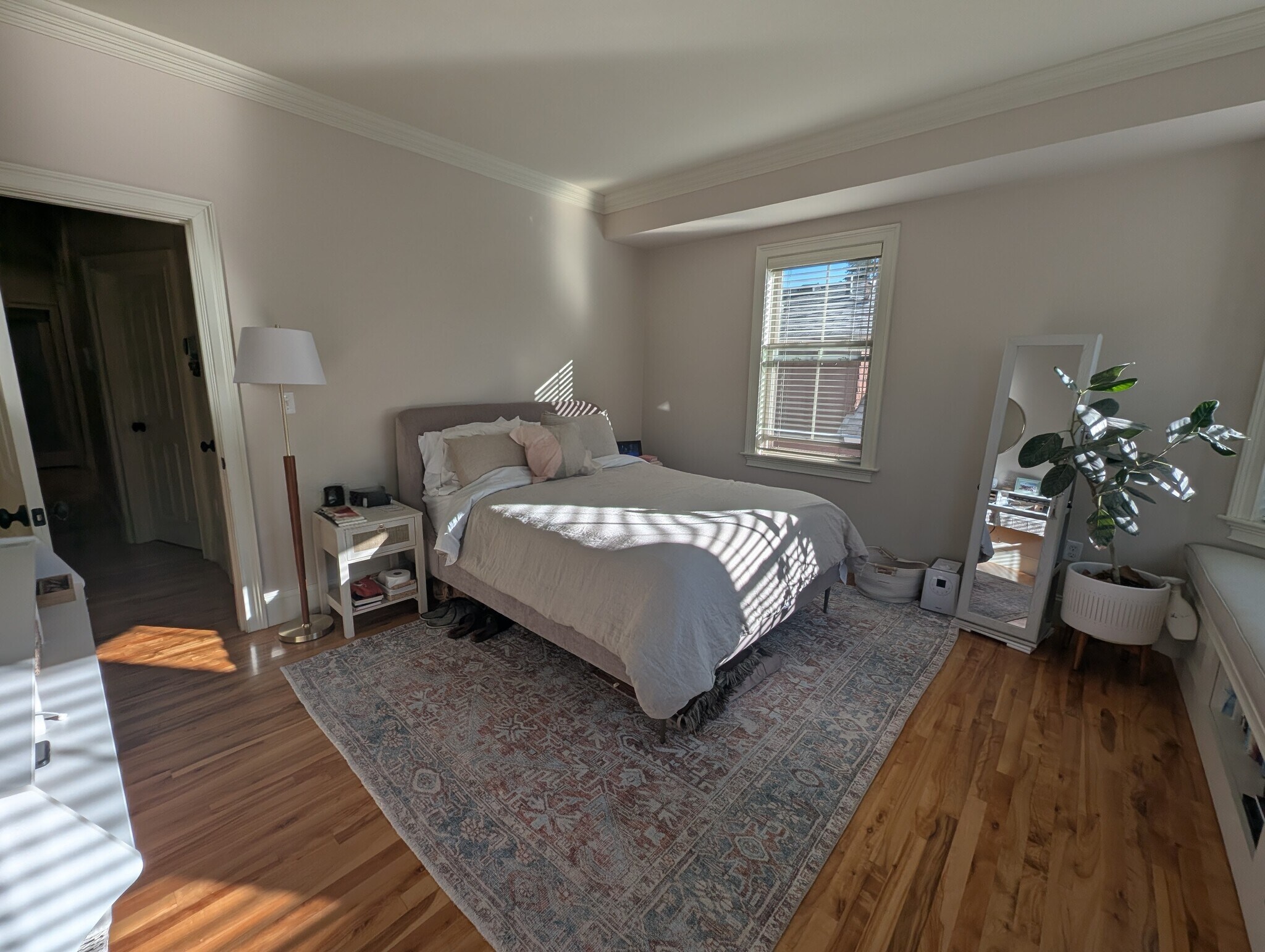 Building Photo - 35 White Pl