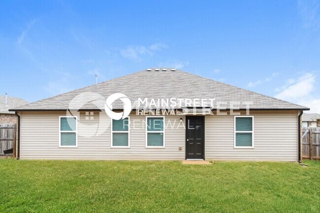 Building Photo - 4 Bedroom Pet-Friendly Home in Mustang, OK with Main Street Renewal