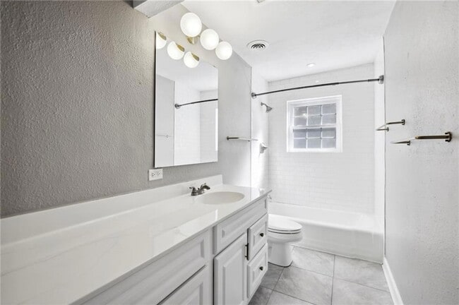Building Photo - 885 Briarcliff Rd NE