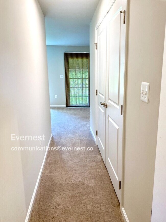 Building Photo - 8433 Devries Ln
