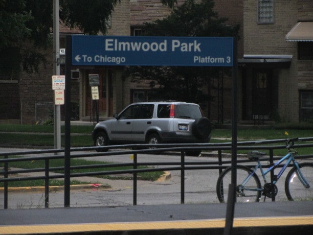 Building Photo - 7610 W Grand Ave