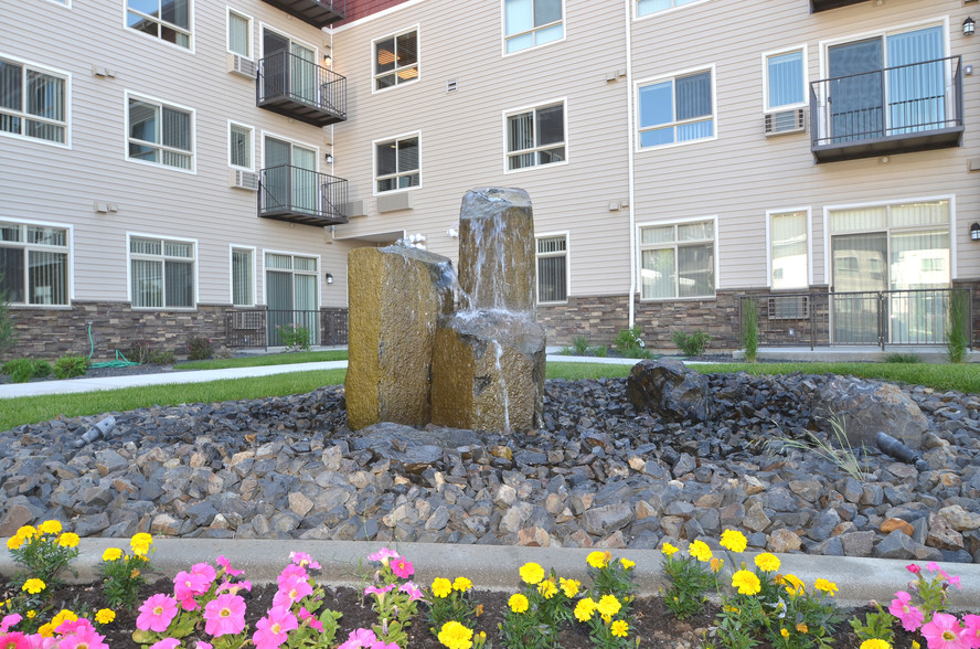 water feature - Affinity at Coeur d Alene 55+