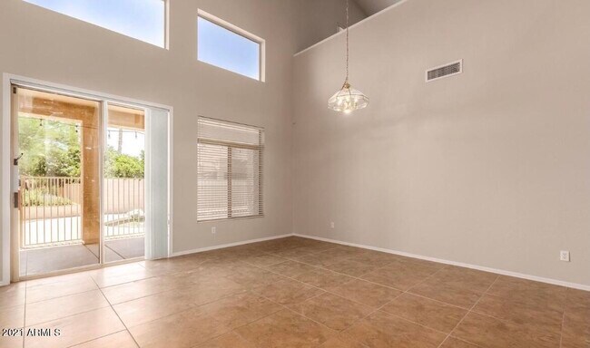 Building Photo - 2751 E San Tan St