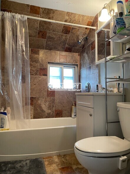 Building Photo - 12 Shepherd Ave